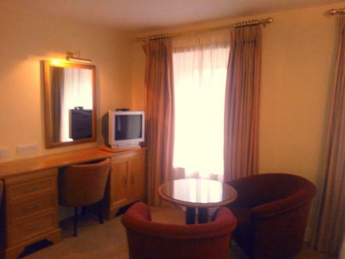 Fairhill House Hotel