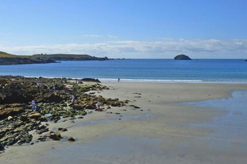 Holiday Home Ouessant - Bre051047-f
