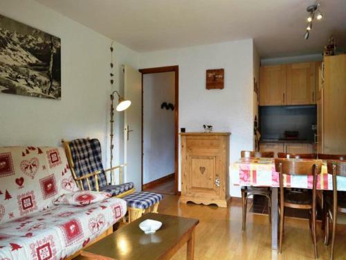 Apartment Arolles