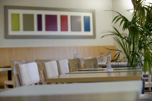 Hotel B&B H�tel Aix-en-provence Le Tholonet