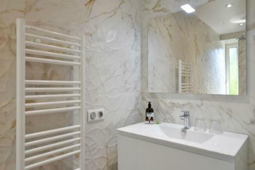Hostal L'abelli D'estelle