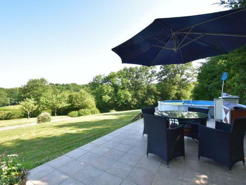 Cozy Accommodation With Private Pool In Millay
