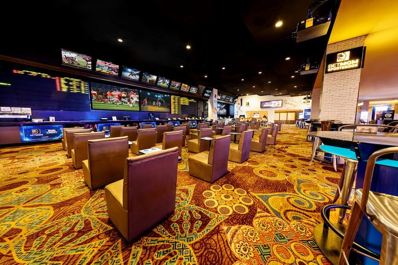 Luxor Hotel And Casino