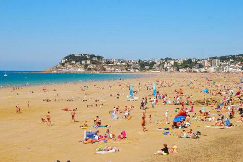 Belle Maison De Vacances Proche De La Mer