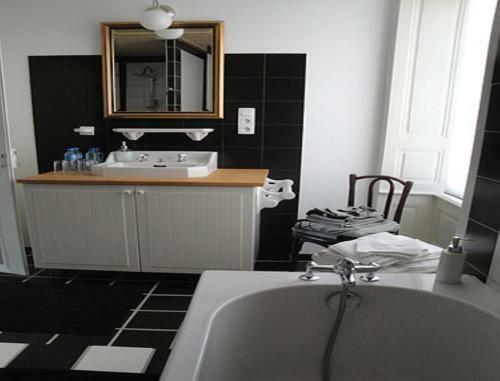 Bed & Breakfast Petit Ch�teau Armand Bourgoin