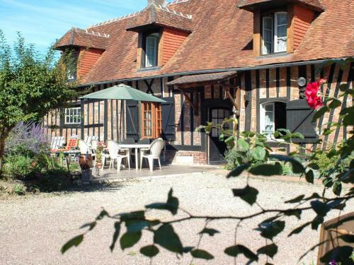 Holiday Home Le Mont Buisson (neb401)