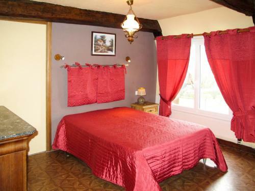 Holiday Home Le Mont Buisson (neb401)
