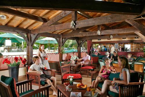 Camping Le Moulin Du Roch