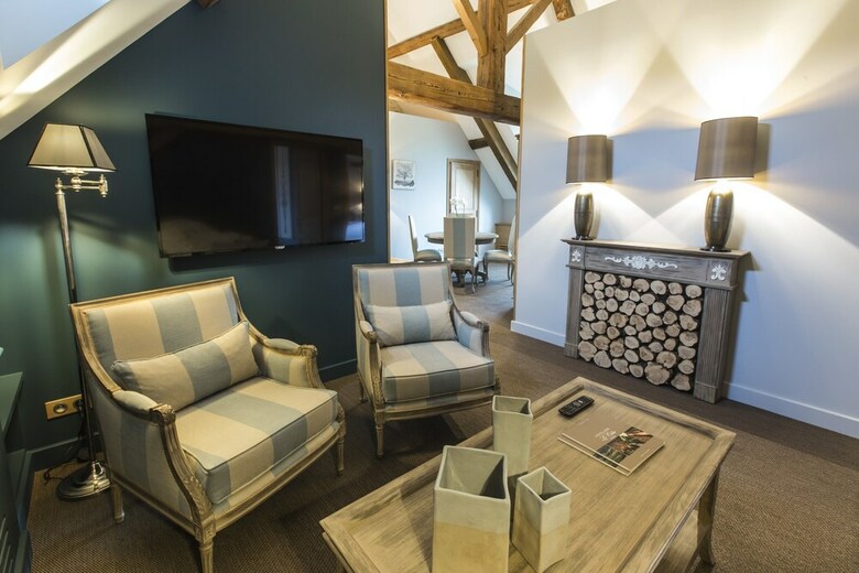 Hostal Domaine De Rymska
