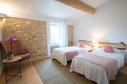 Hostal Guest House La Bastide Des Bourguets