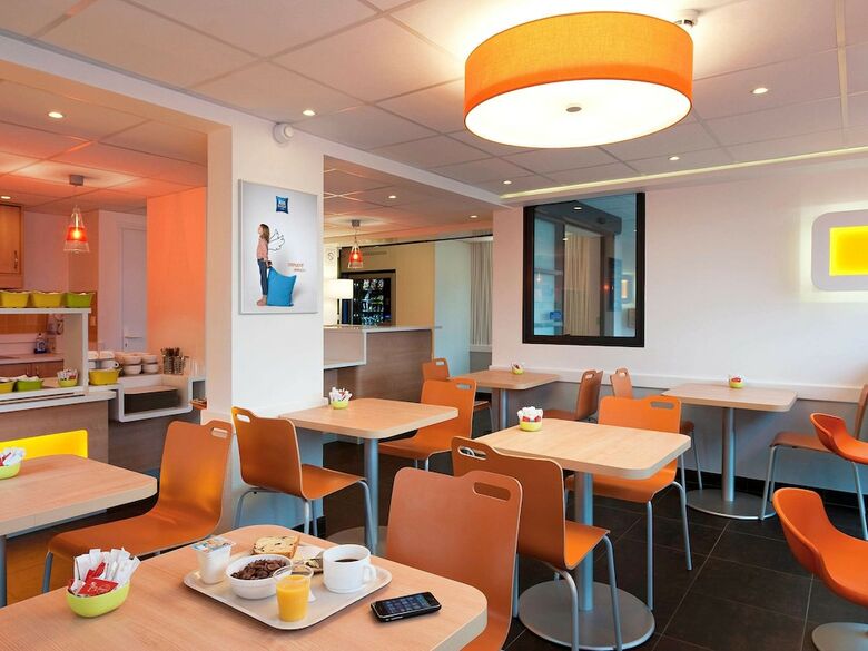 Hotel Ibis Budget Santeny