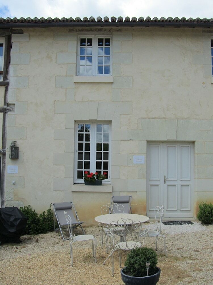 Gites Le Clos De Saires