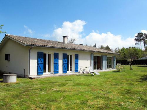 Holiday Home Anguilouse (ghp100)