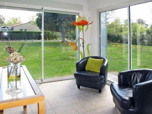 Holiday Home Anguilouse (ghp100)
