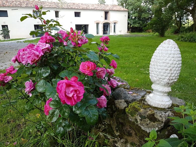 Hostal Les Cles Du Bonheur