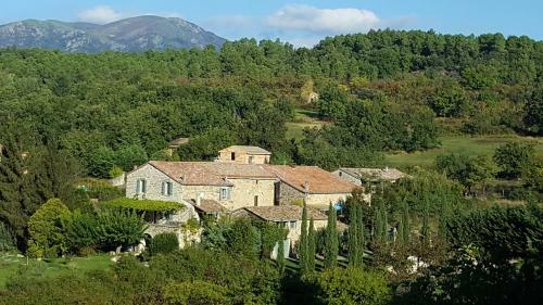 Bed & Breakfast Le Mas De Combeau