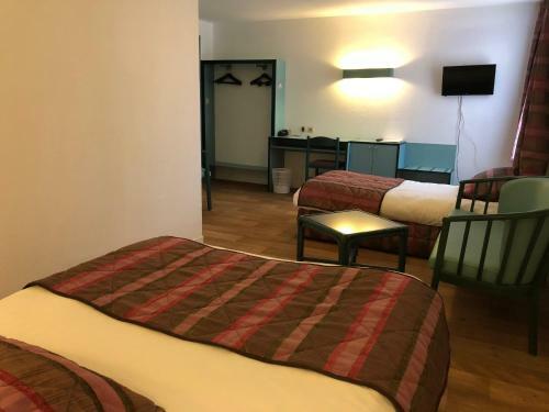 Hotel Le Relais De Voisins