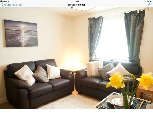 Bryn Melyn Farm Cottages