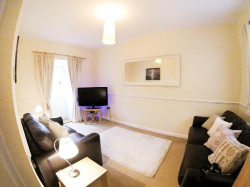 Bryn Melyn Farm Cottages