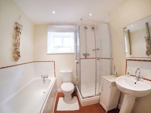 Bryn Melyn Farm Cottages