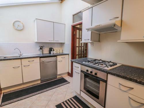 46 Carneddi Road, Bangor