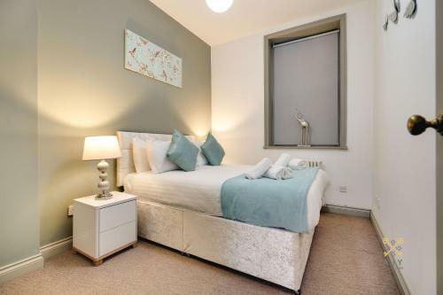 Queens Ajy Birmingham City Centre Apartment