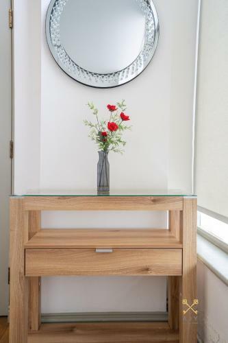 Queens Ajy Birmingham City Centre Apartment