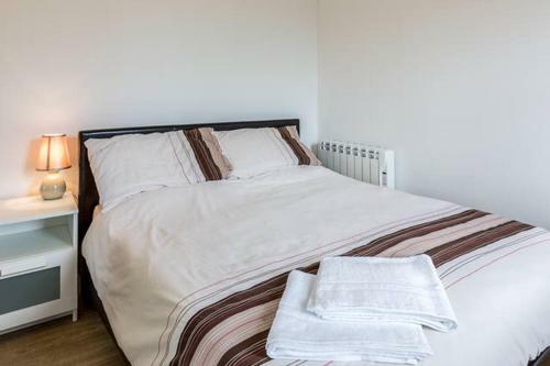 Hazel 2 - Standard Plus One Bed Apartment On Private Estate