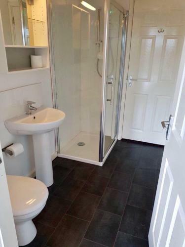 Maple 2 - Standard Plus One Bed Apartment On Private Estate