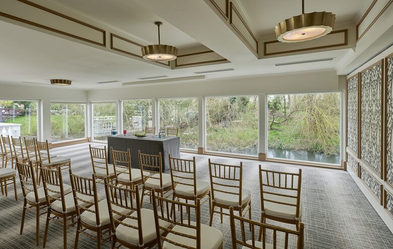 Hotel Monkey Island Estate