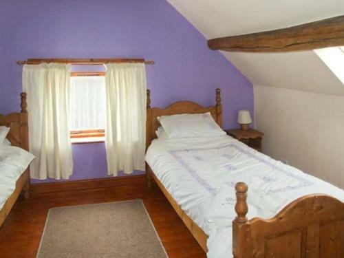 Horse Shoe Cottage