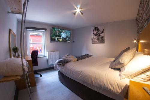 Hostal Twenty Hotel And Bar