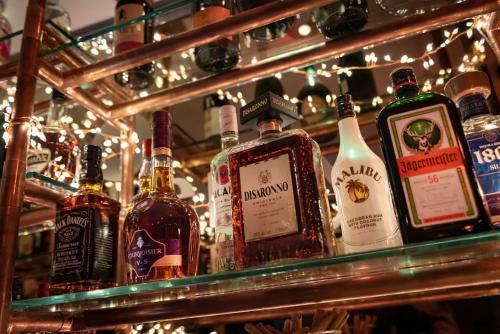 Hostal Twenty Hotel And Bar