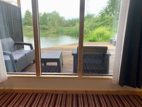 Lodge Thewaterfrontlodges
