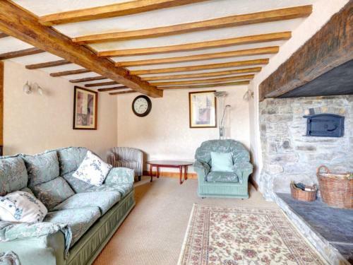 Holiday Home Maesmynis