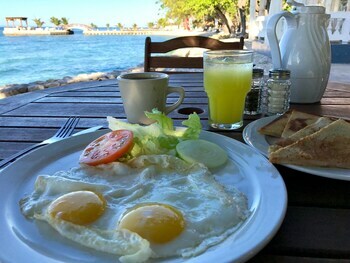 Hotel Moulin Sur Mer