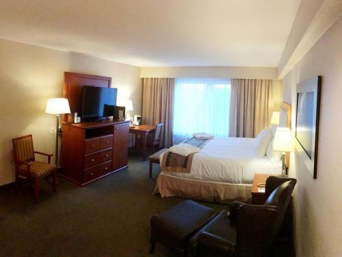 Hotel St. Albert Inn & Suites