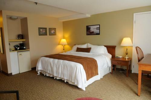 Hotel Sherwood Inn