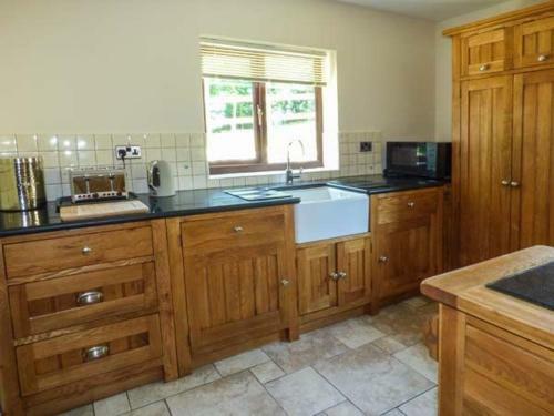 Ty Newydd, Welshpool
