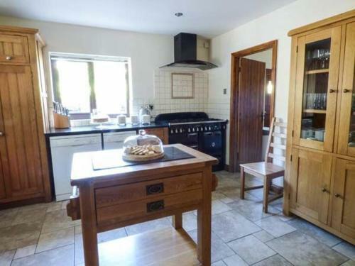 Ty Newydd, Welshpool
