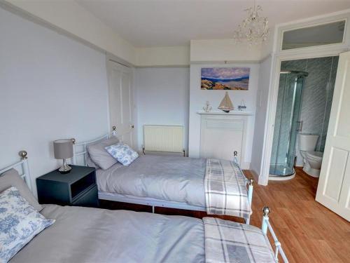 Holiday Home Arthog