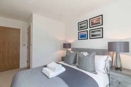 Colindale 3 Bed Luxury Apartment