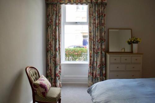 3 Bedroom Stockbridge Apartment Sleeps 5