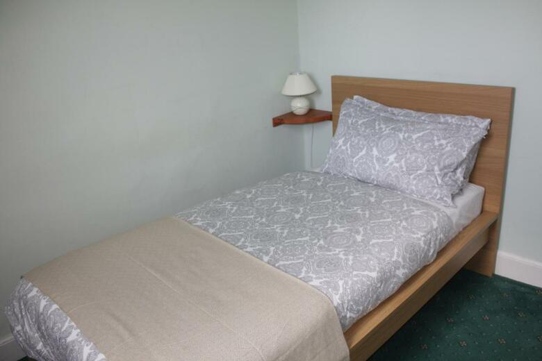 Hostal Airdenair Guest House