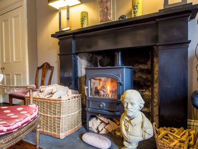 Bed & Breakfast Six Brunton Place