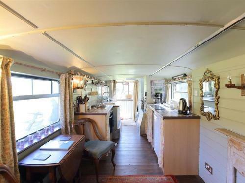 The Red Bus!, Newnham On Severn I