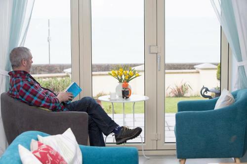 Water's Edge Glenarm Bed And Breakfast