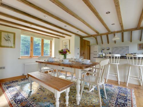 Charming Holiday Home In Three Oaks With Private Terrace