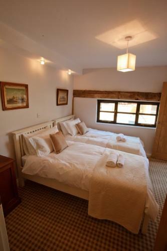 Lodge Creeksea Place Barns