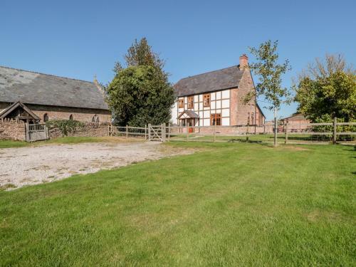 Bolstone Court